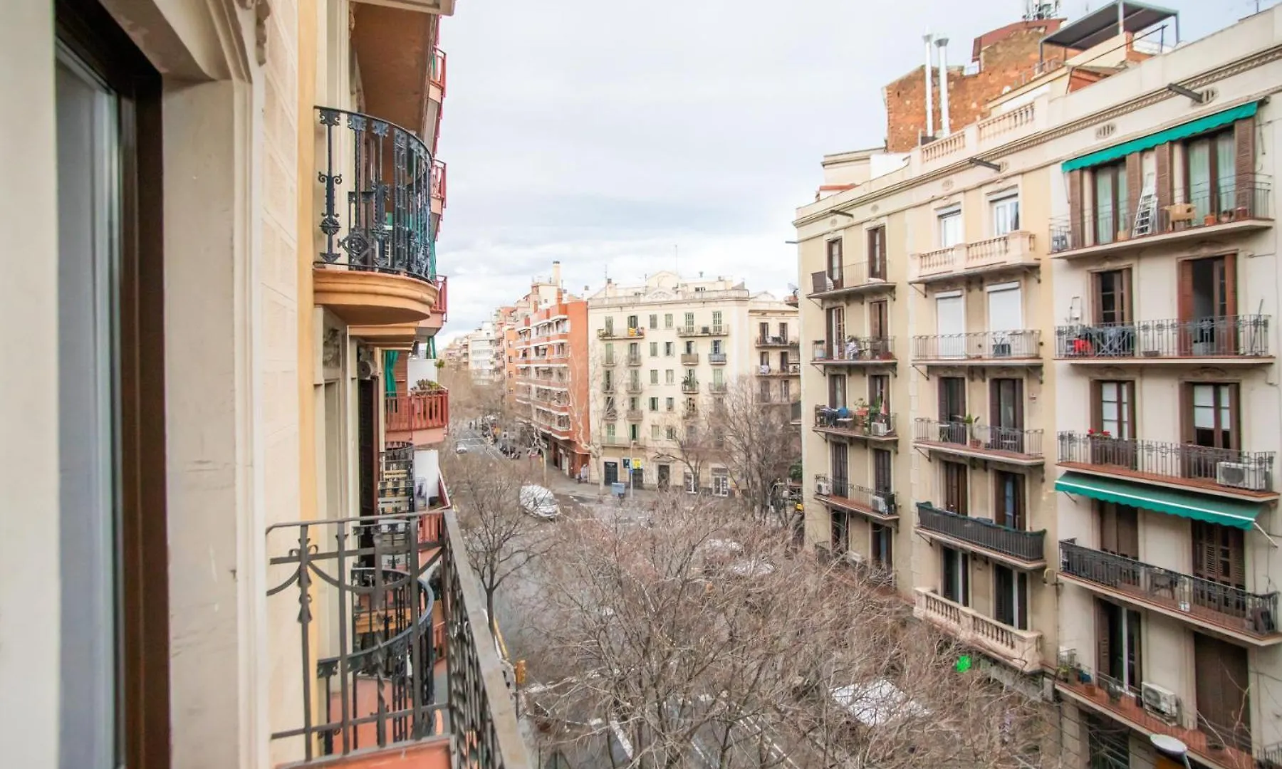 23Mal1075- Beautiful 2Br Apartment Near Sagrada Fa Barcelona